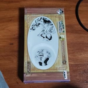 Attack on titan glass plate new in box